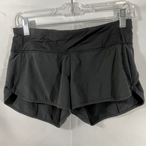 lululemon athletica Pants - Lululemon Speed Up Low-Rise Lined Short 2.5" Size 4